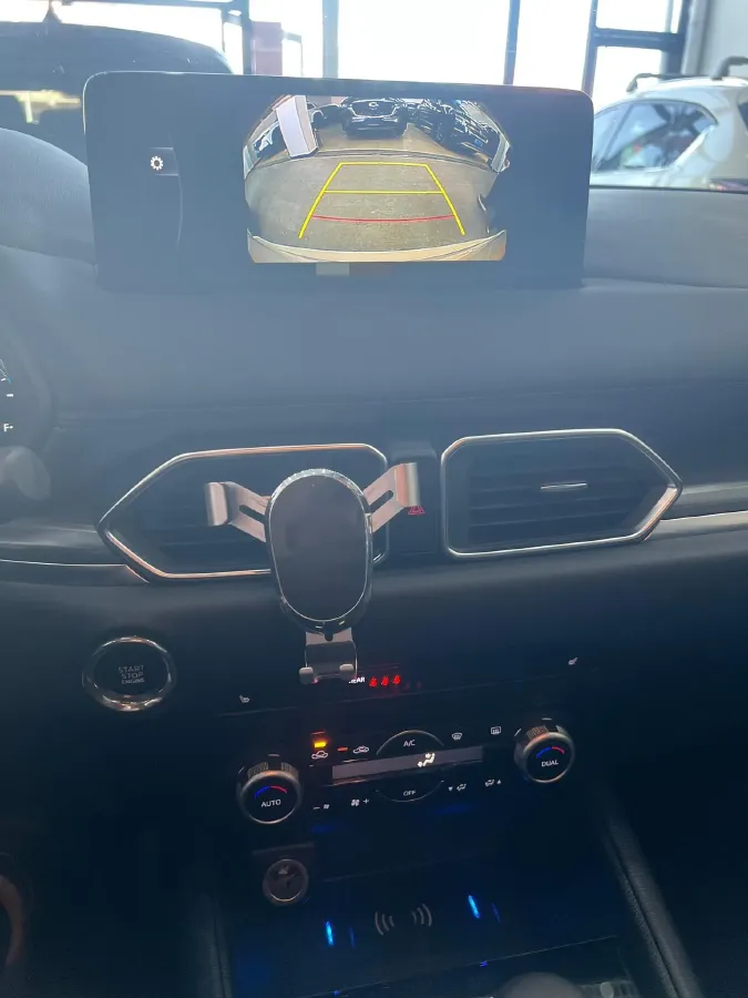 2022 MAXUS XinTu V90 2.0T 150HP L4 6AT,autocango,china used car exporter,china ev exporter,chinese used car exporter,chinese used ev exporter