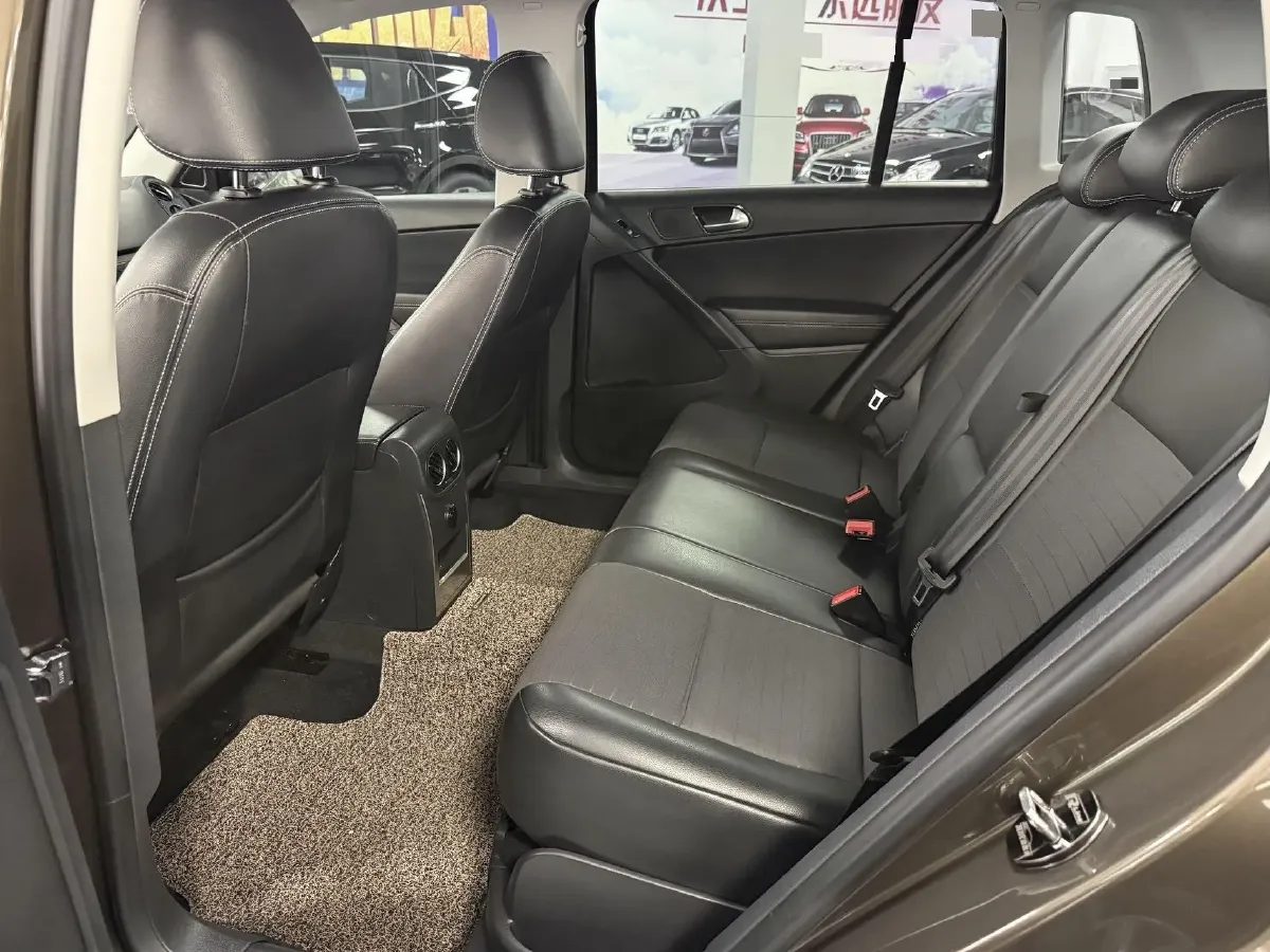 2017 MAXUS T60 2.0T 224HP L4 6AT,autocango,china used car exporter,china ev exporter,chinese used car exporter,chinese used ev exporter