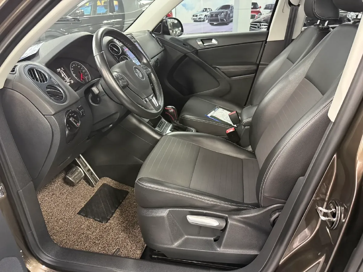 2017 MAXUS T60 2.0T 224HP L4 6AT,autocango,china used car exporter,china ev exporter,chinese used car exporter,chinese used ev exporter