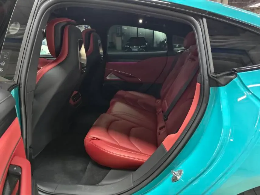 2024 MI SU7 BEV 101KWH,autocango,china used car exporter,china ev exporter,chinese used car exporter,chinese used ev exporter