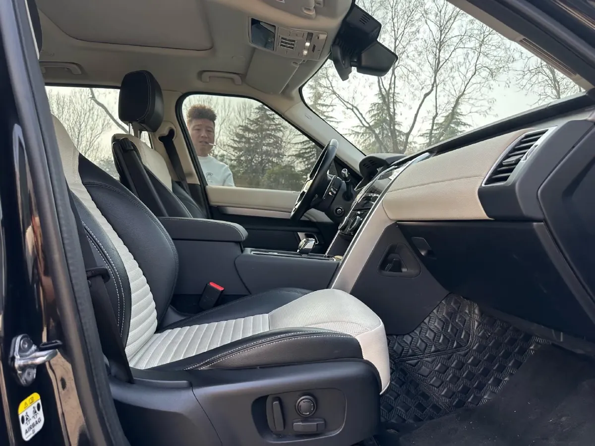 2021 Land Rover Discovery 3.0T 360HP L6 8AT,autocango,china used car exporter,china ev exporter,chinese used car exporter,chinese used ev exporter