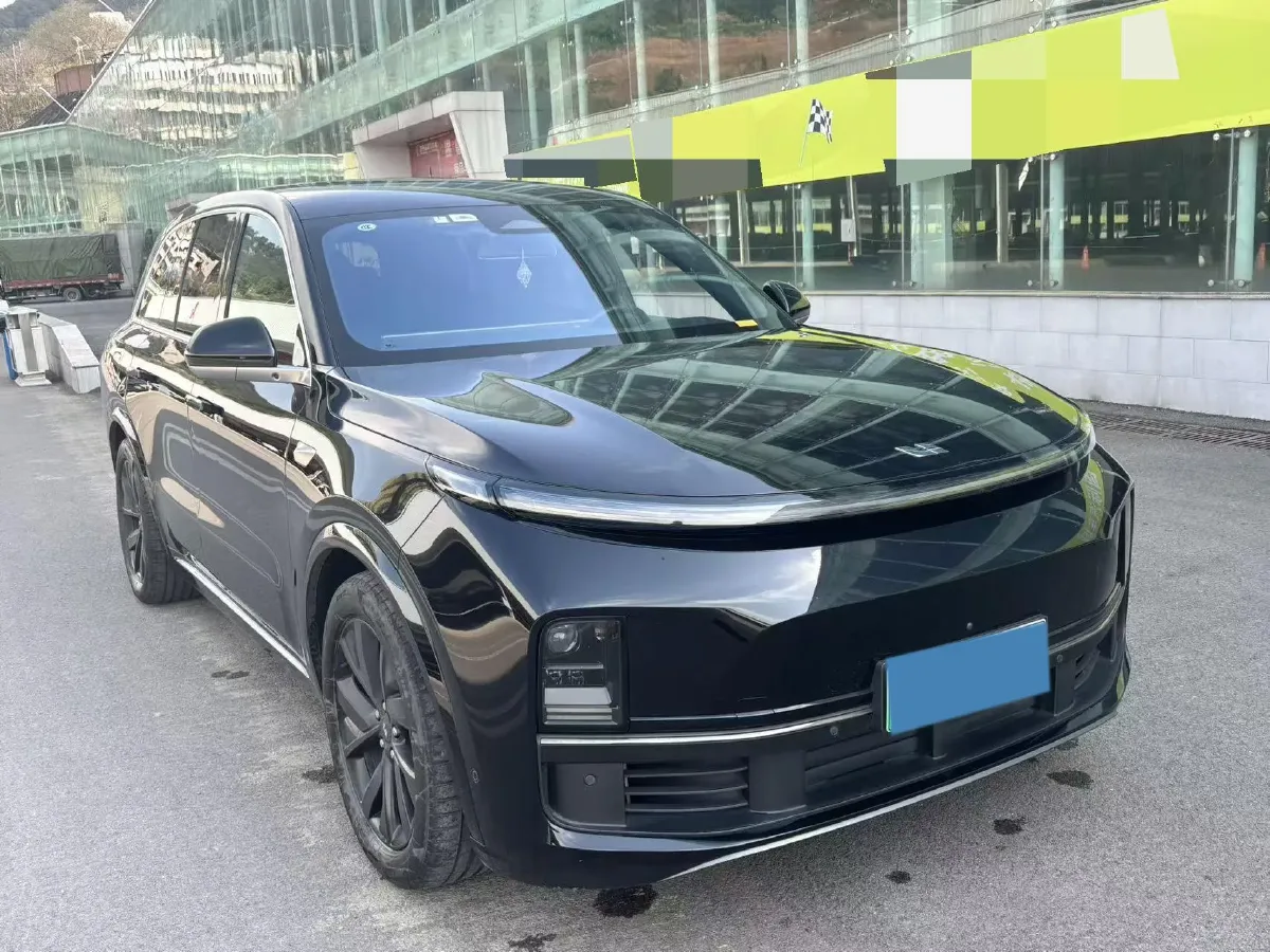 2023 Li L8 Range Extended 154HP REEV 40.9KWH,autocango,china used car exporter,china ev exporter,chinese used car exporter,chinese used ev exporter