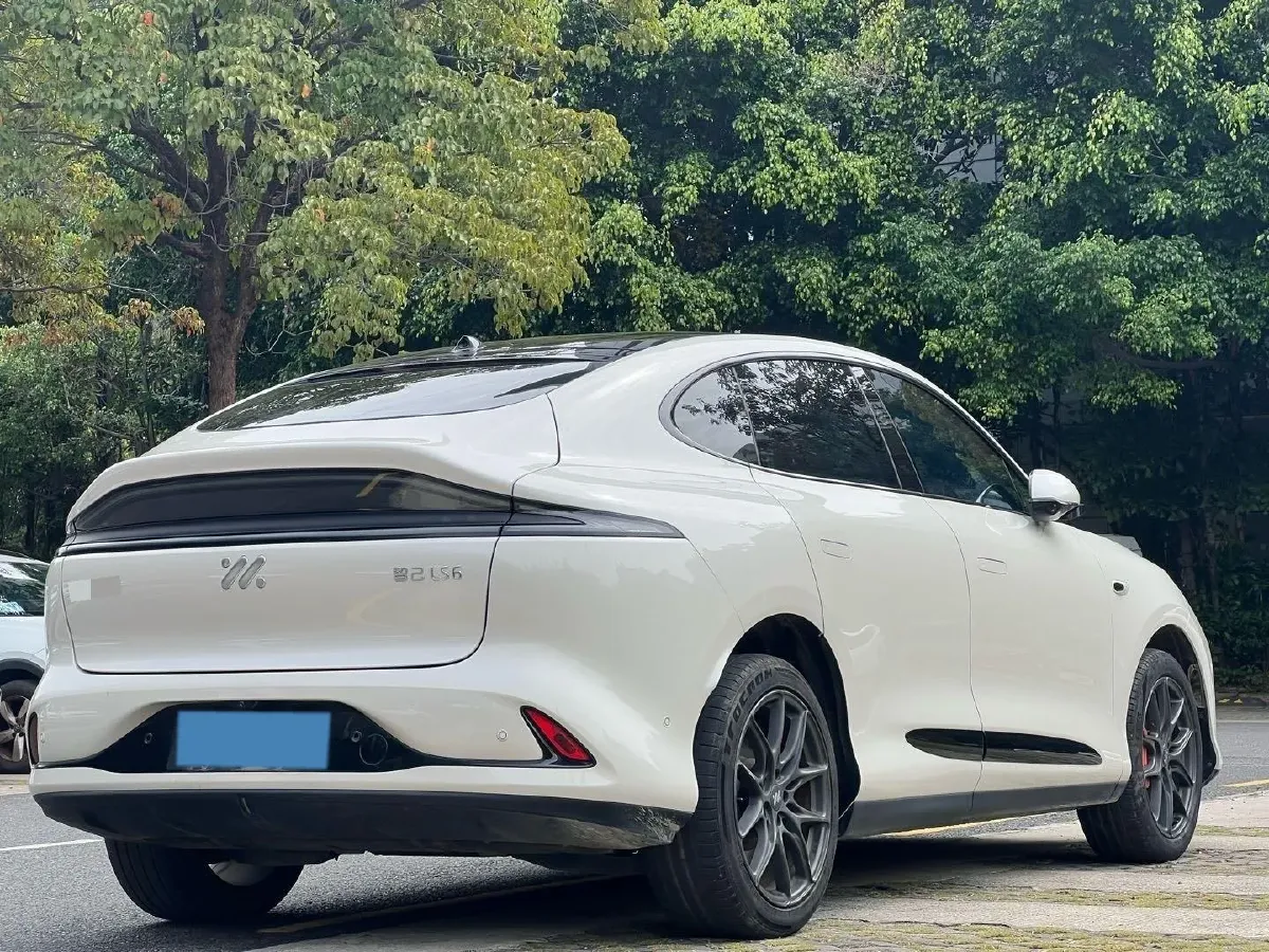 2023 IM LS6 BEV 71KWH,autocango,china used car exporter,china ev exporter,chinese used car exporter,chinese used ev exporter