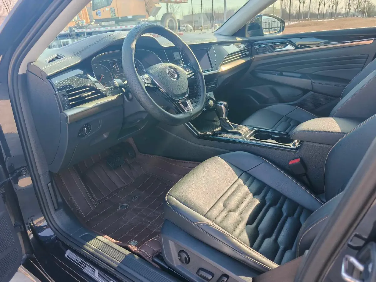 2019 Skoda Kodiak 2.0T 186HP L4 7DCT,autocango,china used car exporter,china ev exporter,chinese used car exporter,chinese used ev exporter