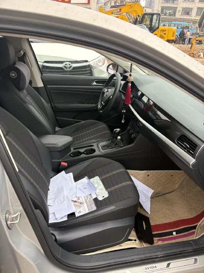 2018 Skoda Karoq 1.4T 150HP L4 7DCT,autocango,china used car exporter,china ev exporter,chinese used car exporter,chinese used ev exporter