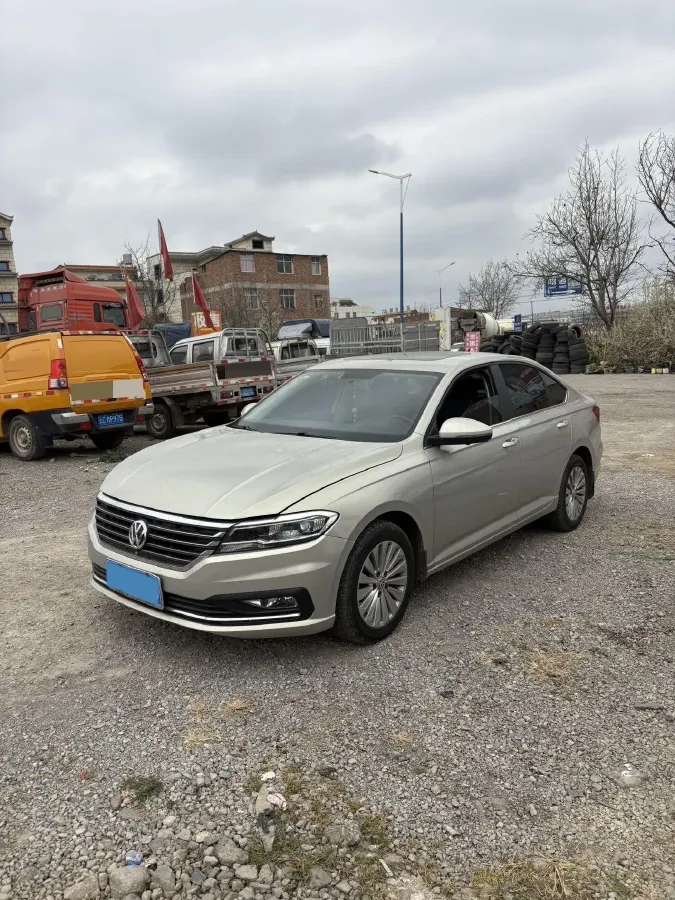 2018 Skoda Karoq 1.4T 150HP L4 7DCT,autocango,china used car exporter,china ev exporter,chinese used car exporter,chinese used ev exporter