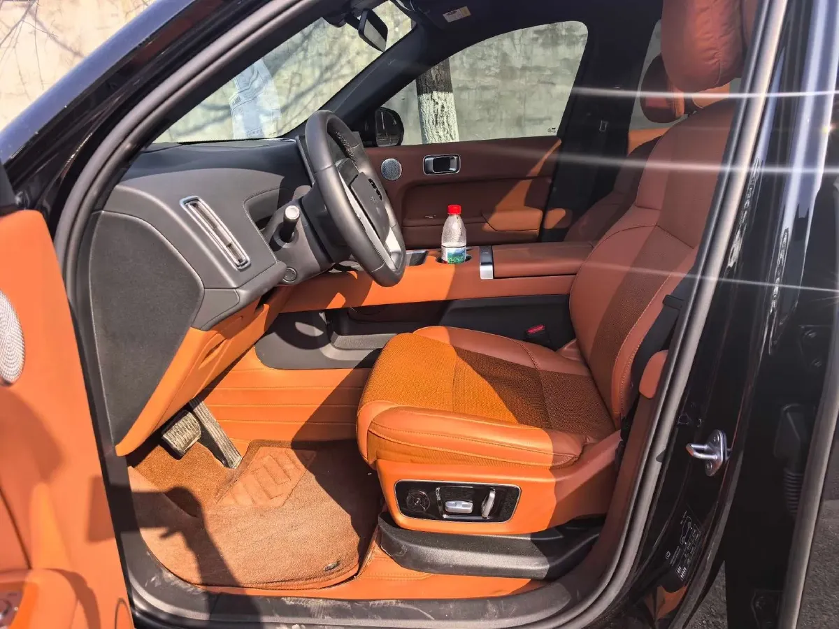 2024 Li L8 Range Extended 154HP REEV 42.8KWH,autocango,china used car exporter,china ev exporter,chinese used car exporter,chinese used ev exporter