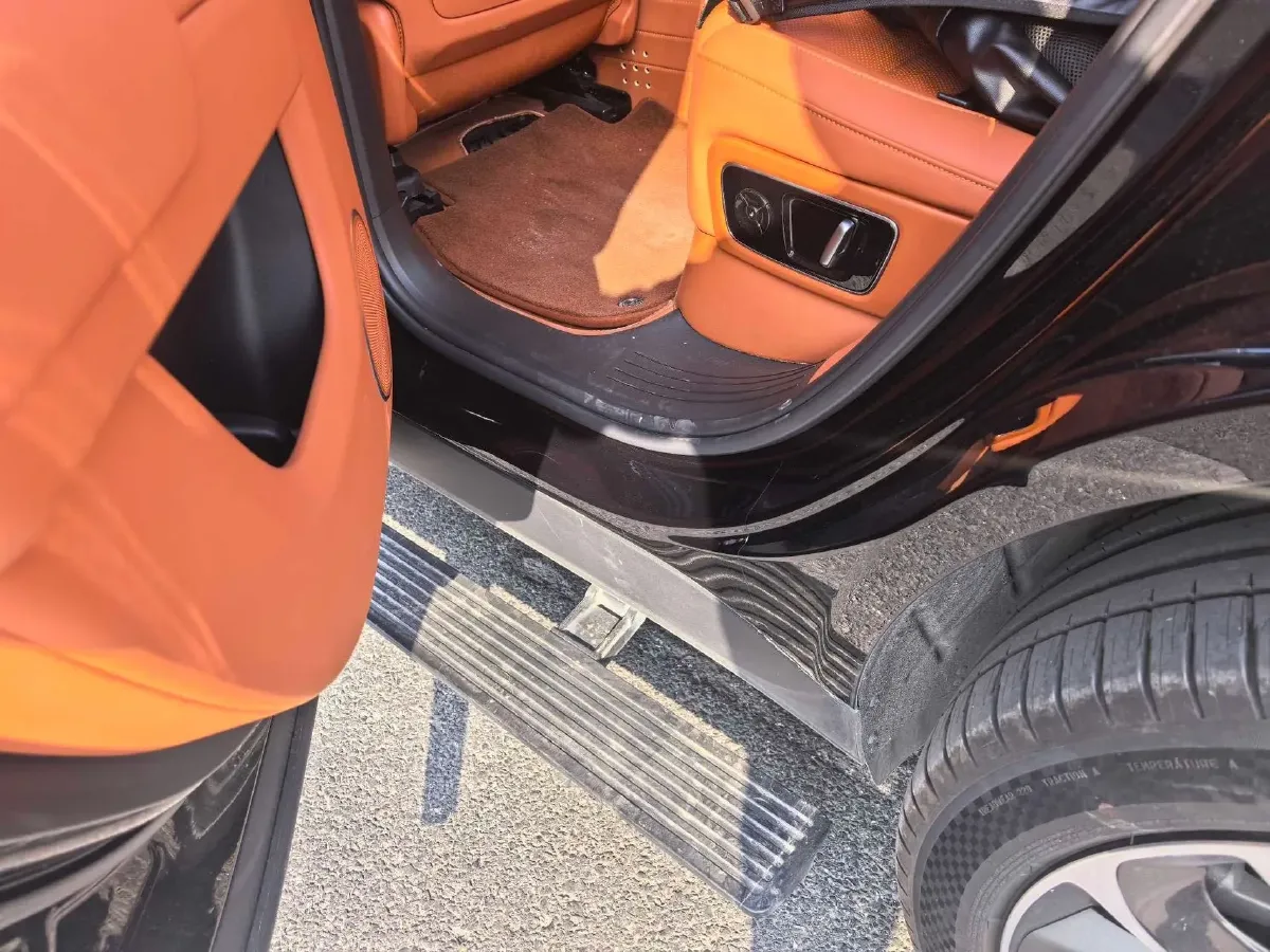 2024 Li L8 Range Extended 154HP REEV 42.8KWH,autocango,china used car exporter,china ev exporter,chinese used car exporter,chinese used ev exporter