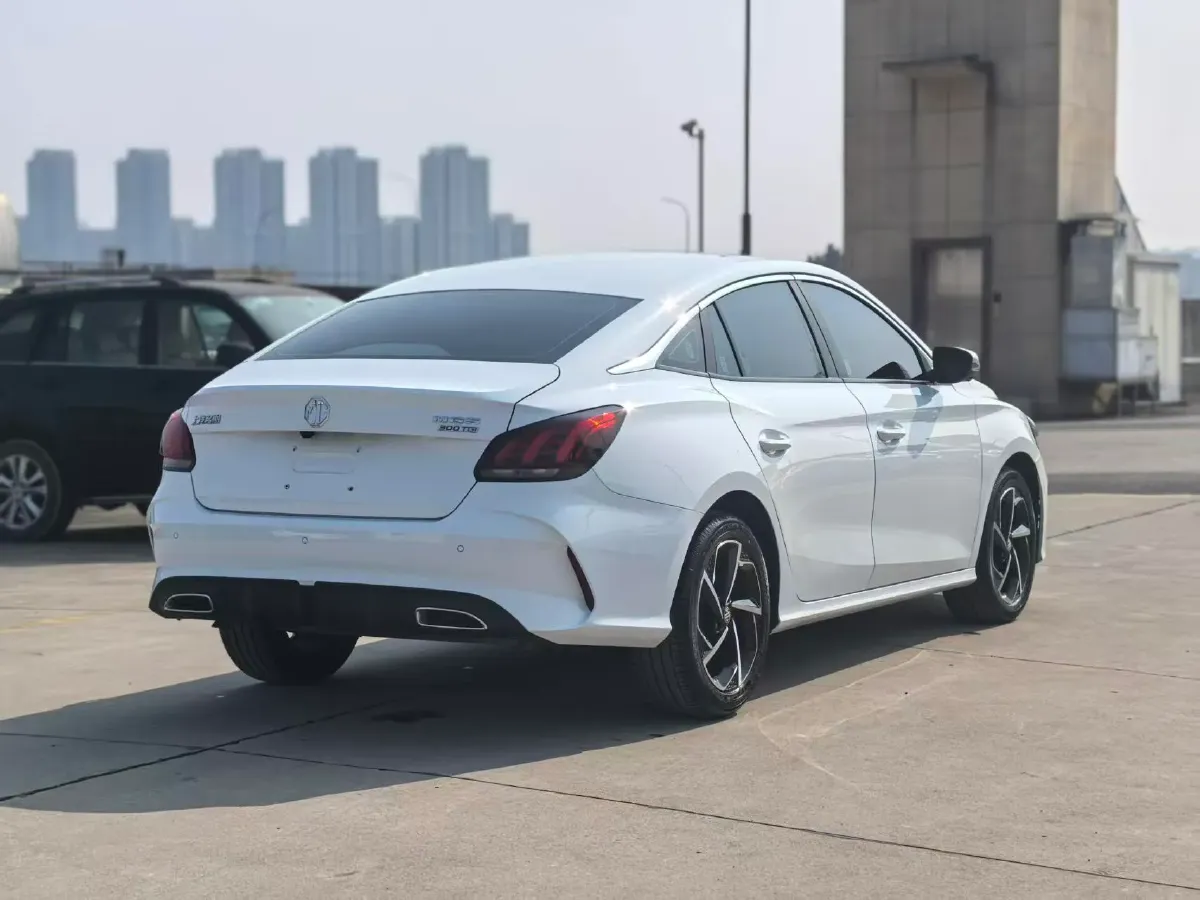 2021 MG 5 1.5T 173HP L4 7DCT,autocango,china used car exporter,china ev exporter,chinese used car exporter,chinese used ev exporter