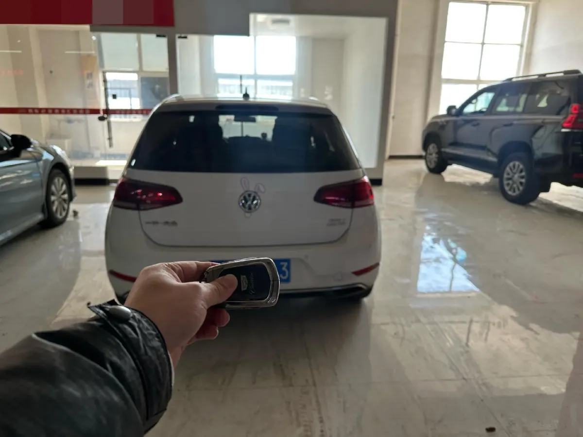 2020 Volkswagen Golf 1.4T 150HP L4 7DCT,autocango,china used car exporter,china ev exporter,chinese used car exporter,chinese used ev exporter