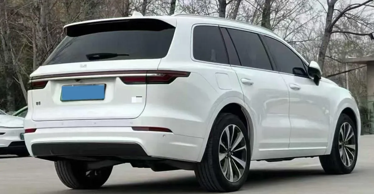 2021 Li ONE Range Extended 131HP REEV 40.5KWH,autocango,china used car exporter,china ev exporter,chinese used car exporter,chinese used ev exporter