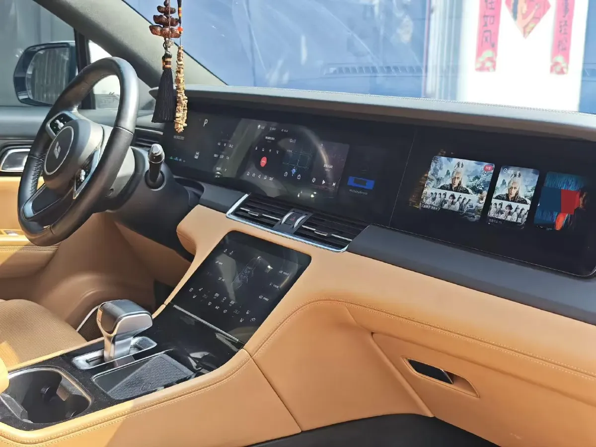 2021 Li ONE Range Extended 131HP REEV 40.5KWH,autocango,china used car exporter,china ev exporter,chinese used car exporter,chinese used ev exporter