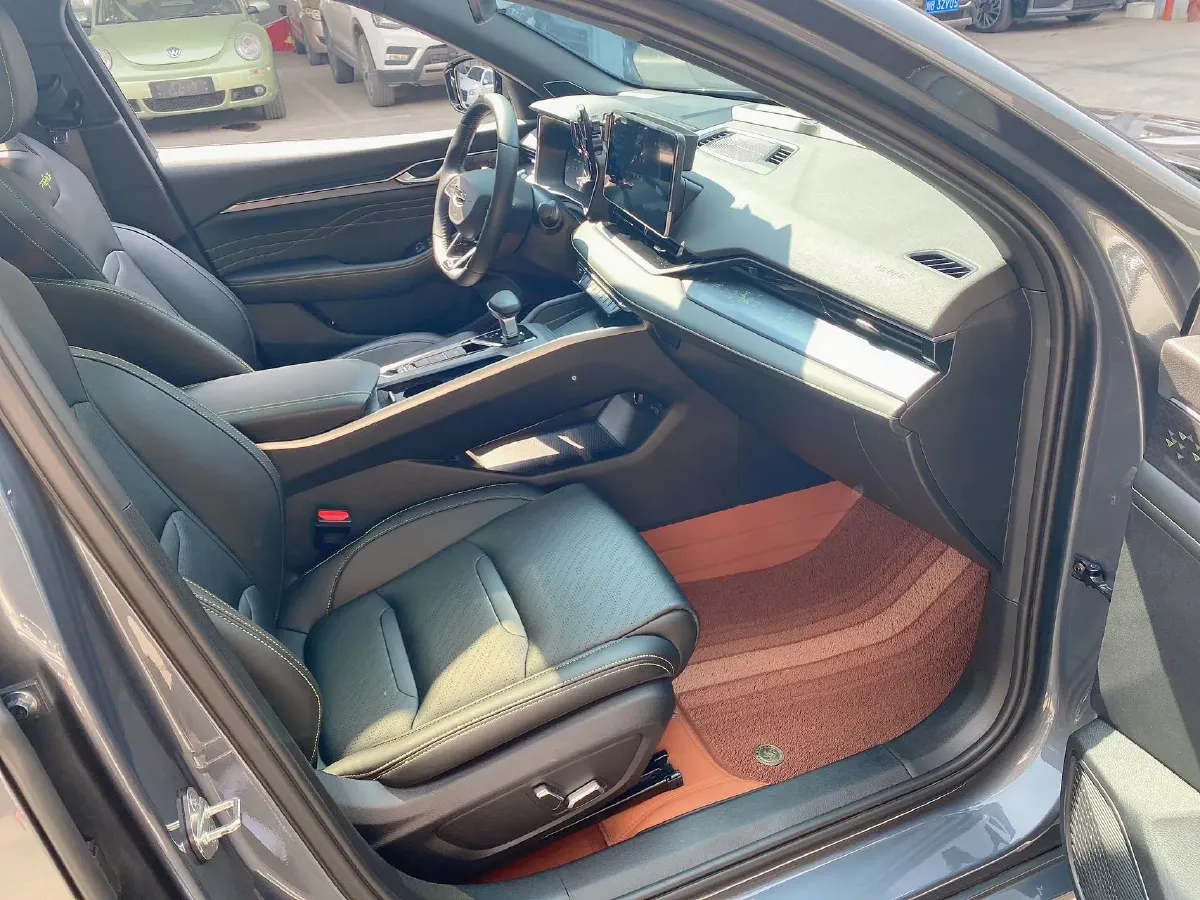 2023 Geely Preface 1.5T 181HP L4 7DCT,autocango,china used car exporter,china ev exporter,chinese used car exporter,chinese used ev exporter