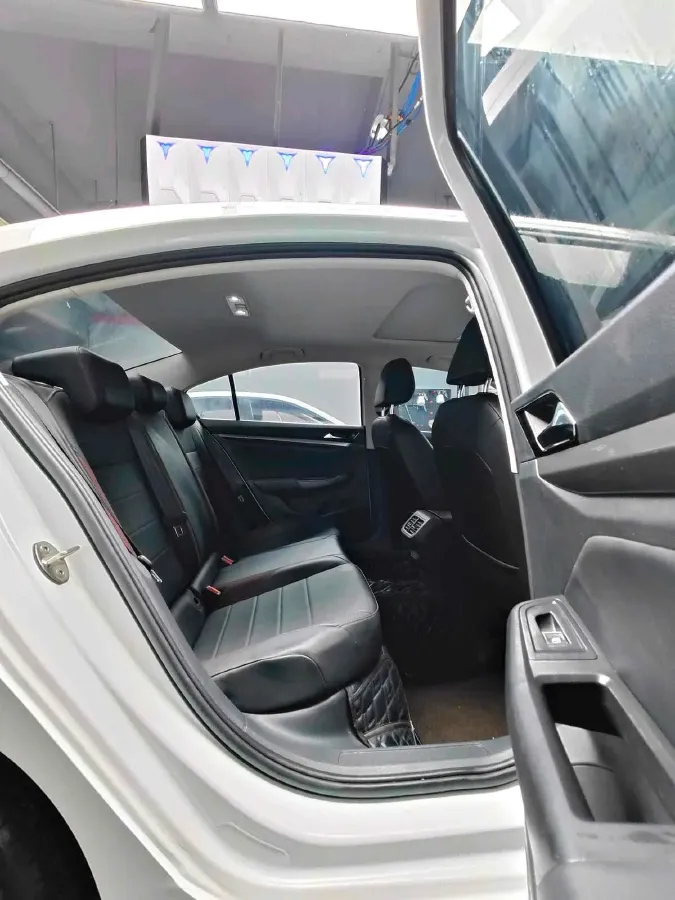 2020 Volkswagen Bora 1.5L 113HP L4 6AT,autocango,china used car exporter,china ev exporter,chinese used car exporter,chinese used ev exporter