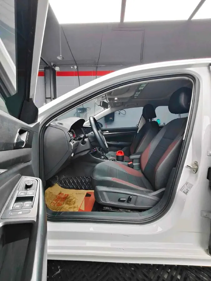 2020 Volkswagen Bora 1.5L 113HP L4 6AT,autocango,china used car exporter,china ev exporter,chinese used car exporter,chinese used ev exporter