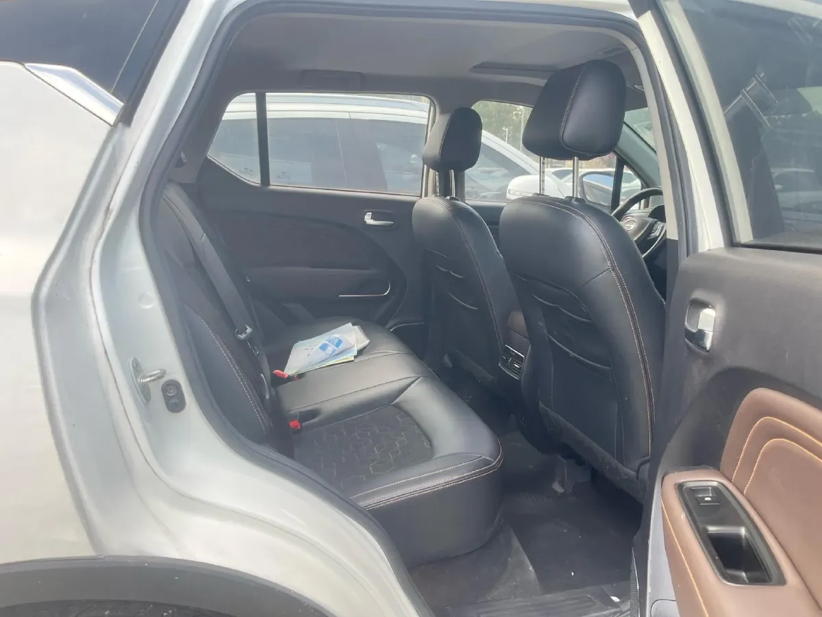 2020 GAC Trumpchi GS3 1.5T 163HP L3 7DCT,autocango,china used car exporter,china ev exporter,chinese used car exporter,chinese used ev exporter