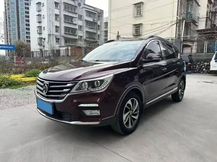2017 BaoJun 560 1.5T 150HP L4 6DCT,autocango,china used car exporter,china ev exporter,chinese used car exporter,chinese used ev exporter