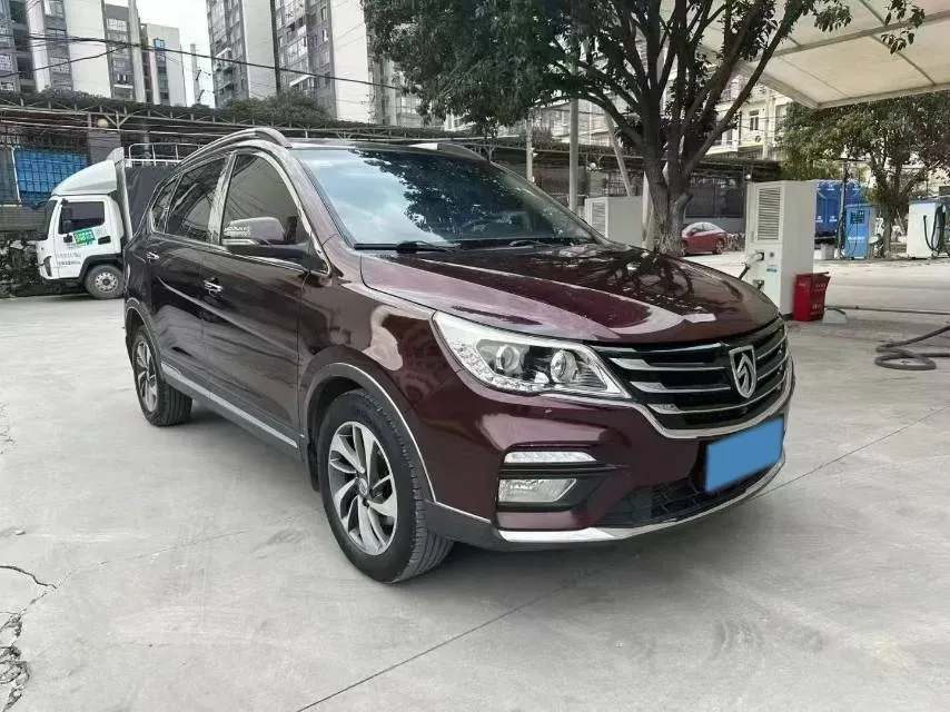 2017 BaoJun 560 1.5T 150HP L4 6DCT,autocango,china used car exporter,china ev exporter,chinese used car exporter,chinese used ev exporter