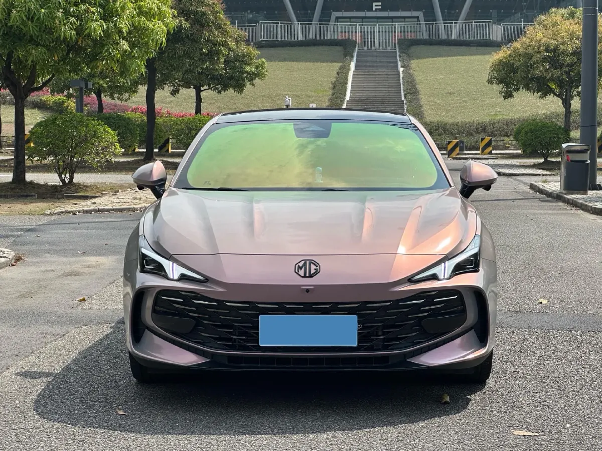 2023 MG 7 1.5T 188HP L4 7DCT,autocango,china used car exporter,china ev exporter,chinese used car exporter,chinese used ev exporter