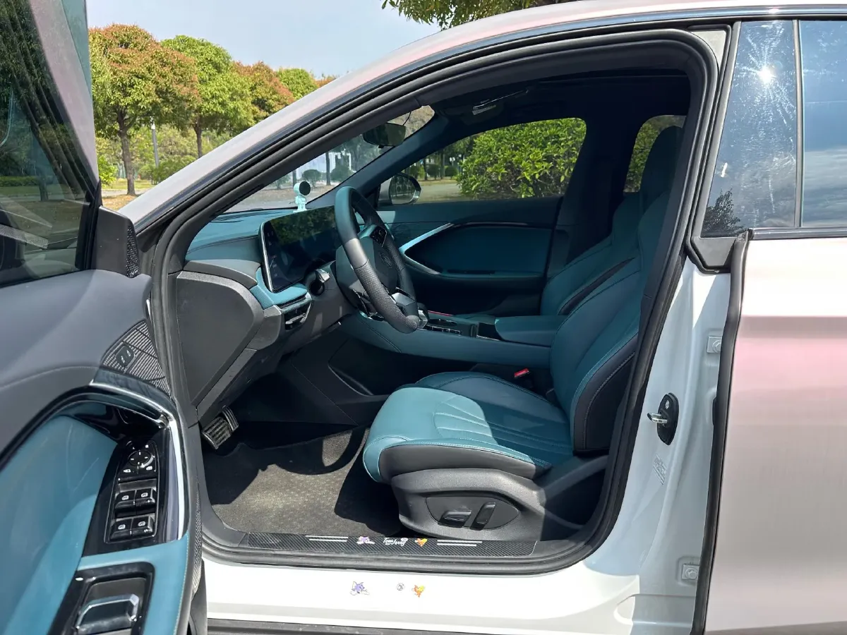 2023 MG 7 1.5T 188HP L4 7DCT,autocango,china used car exporter,china ev exporter,chinese used car exporter,chinese used ev exporter