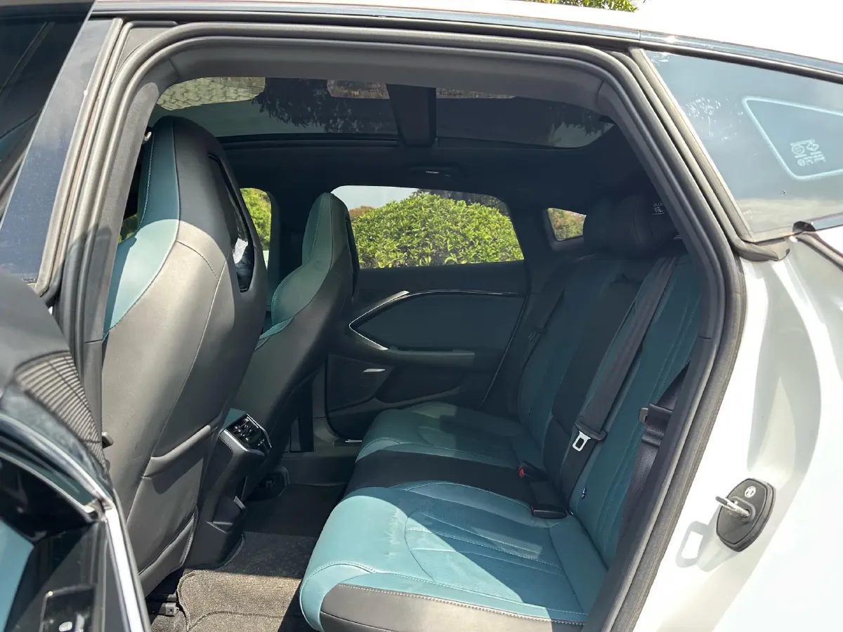 2023 MG 7 1.5T 188HP L4 7DCT,autocango,china used car exporter,china ev exporter,chinese used car exporter,chinese used ev exporter