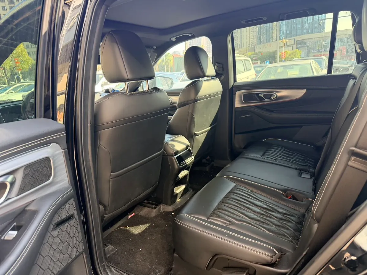 2022 GAC Trumpchi GS8 2.0T 252HP L4 8AT,autocango,china used car exporter,china ev exporter,chinese used car exporter,chinese used ev exporter