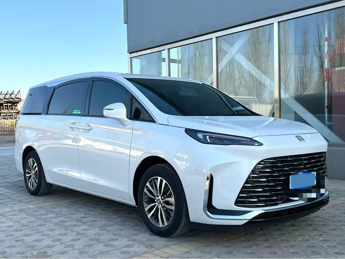 2025 Buick GL8 2.0T 237HP L4 9AT,autocango,china used car exporter,china ev exporter,chinese used car exporter,chinese used ev exporter