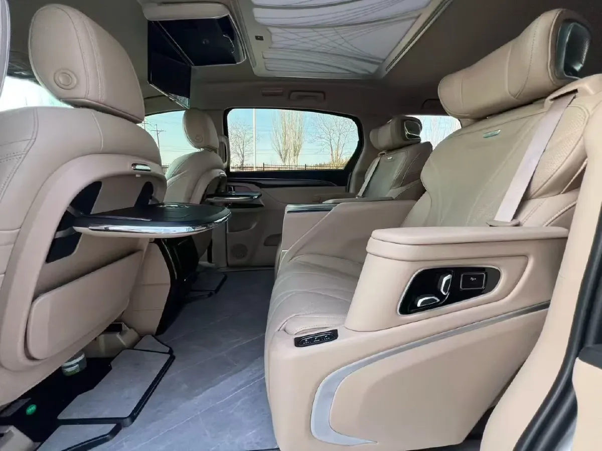 2025 Buick GL8 2.0T 237HP L4 9AT,autocango,china used car exporter,china ev exporter,chinese used car exporter,chinese used ev exporter