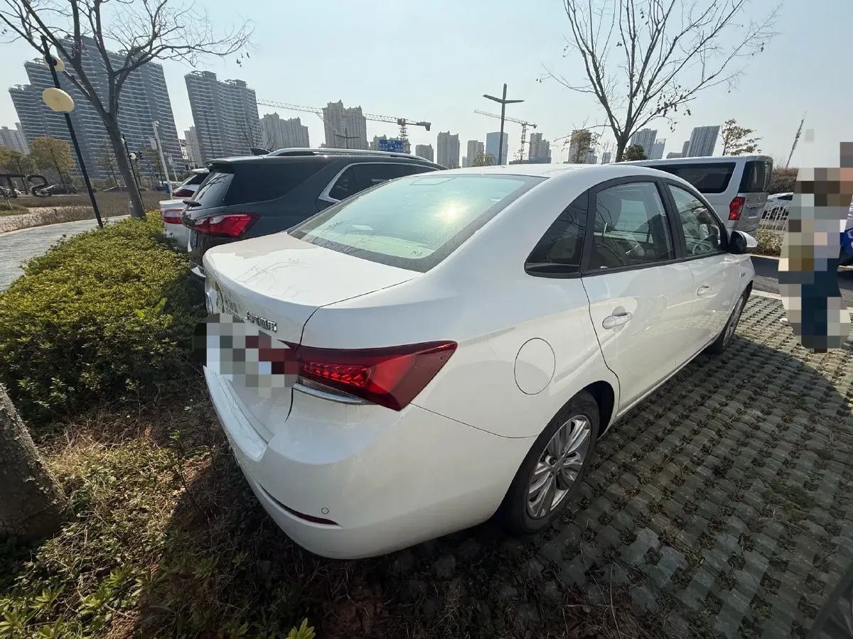 2020 Buick Encore 1.0T 125HP L3 6AT,autocango,china used car exporter,china ev exporter,chinese used car exporter,chinese used ev exporter