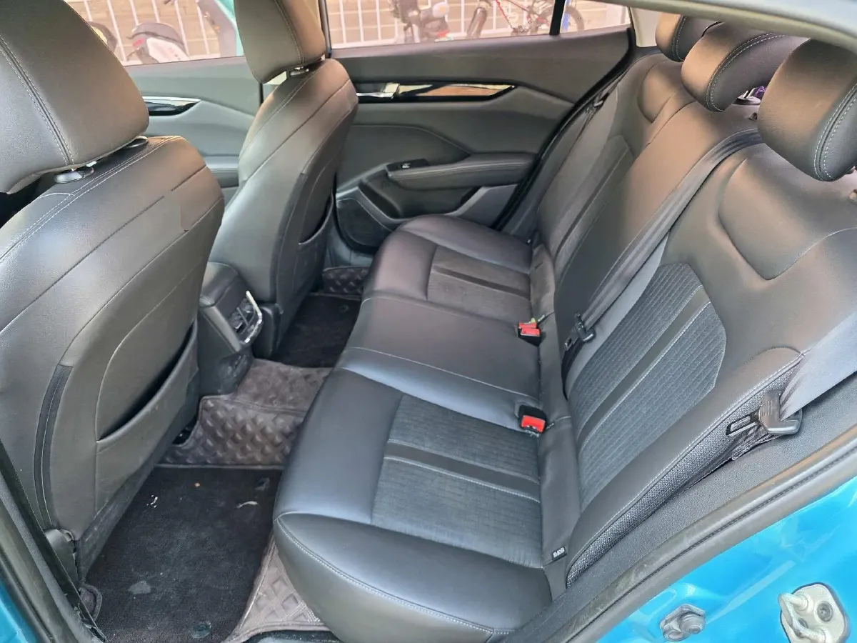 2020 DongFeng Aeolus YiXuan 1.5T 150HP L4 6DCT,autocango,china used car exporter,china ev exporter,chinese used car exporter,chinese used ev exporter