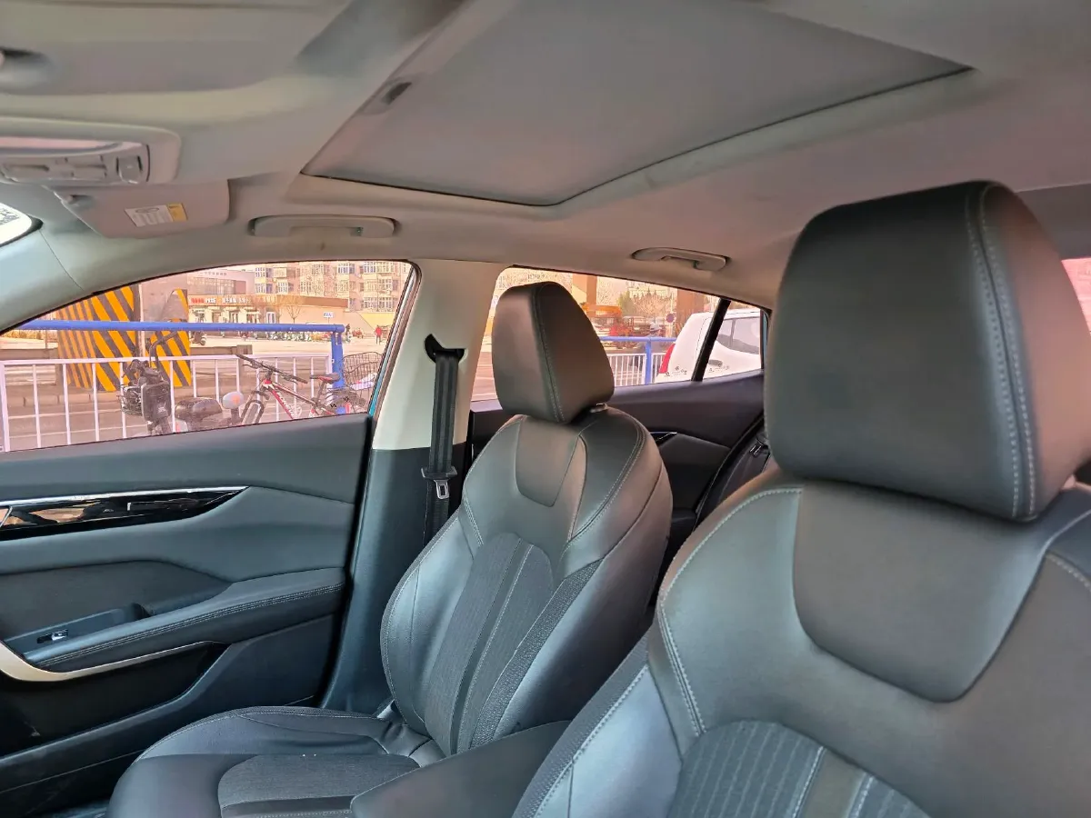 2020 DongFeng Aeolus YiXuan 1.5T 150HP L4 6DCT,autocango,china used car exporter,china ev exporter,chinese used car exporter,chinese used ev exporter