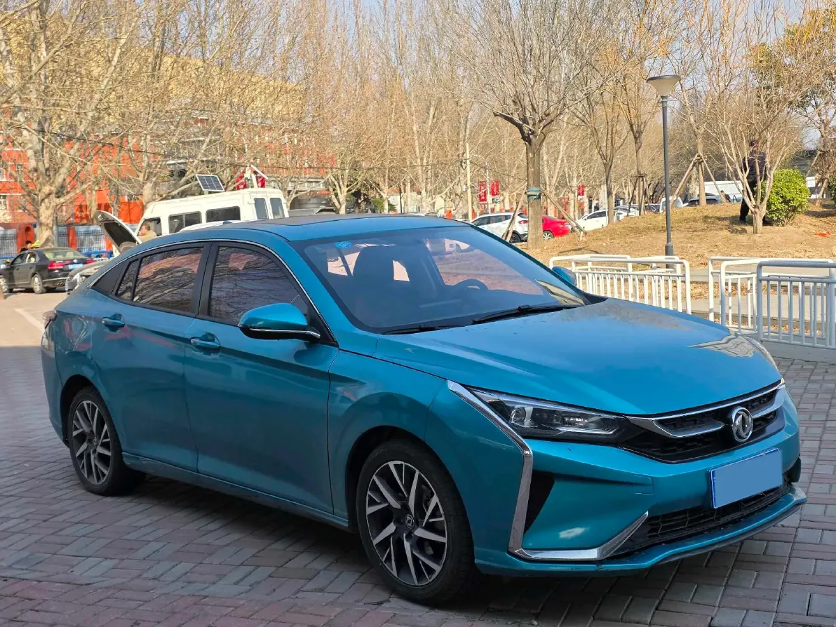 2020 DongFeng Aeolus YiXuan 1.5T 150HP L4 6DCT,autocango,china used car exporter,china ev exporter,chinese used car exporter,chinese used ev exporter