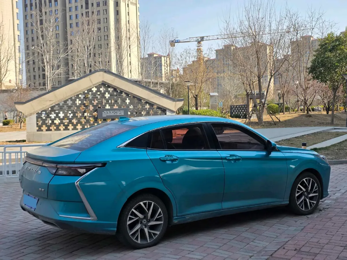 2020 DongFeng Aeolus YiXuan 1.5T 150HP L4 6DCT,autocango,china used car exporter,china ev exporter,chinese used car exporter,chinese used ev exporter