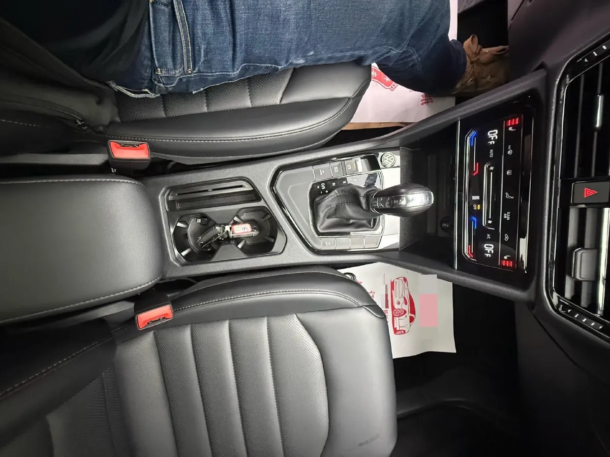 2021 Volkswagen Tharu 1.4T 150HP L4 7DCT,autocango,china used car exporter,china ev exporter,chinese used car exporter,chinese used ev exporter