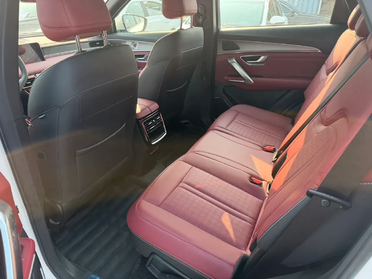 2025 Jetour X70 Plus 1.5T 156HP L4 CVT,autocango,china used car exporter,china ev exporter,chinese used car exporter,chinese used ev exporter