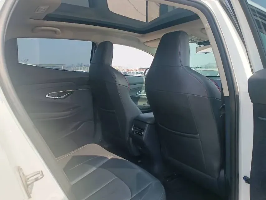 2020 ChangAn UNI-T 1.5T 180HP L4 7DCT,autocango,china used car exporter,china ev exporter,chinese used car exporter,chinese used ev exporter