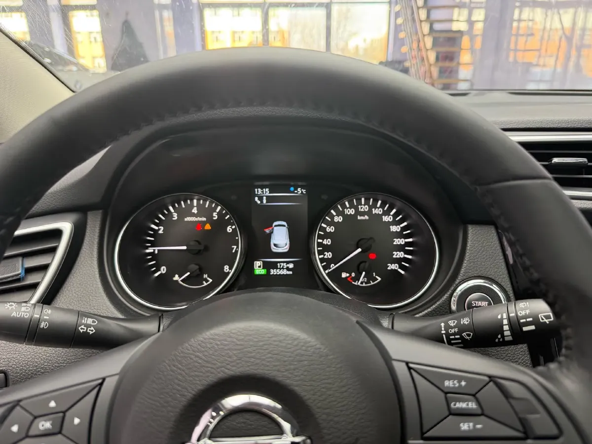 2022 Nissan Qashqai 2.0L 151HP L4 CVT,autocango,china used car exporter,china ev exporter,chinese used car exporter,chinese used ev exporter