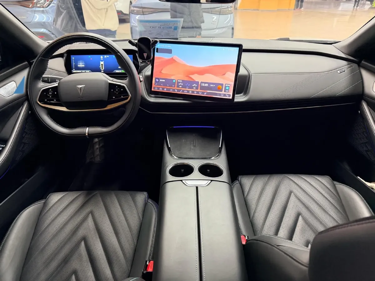 2022 DongFeng Forthing LingZhi EV BEV 68.4KWH,autocango,china used car exporter,china ev exporter,chinese used car exporter,chinese used ev exporter