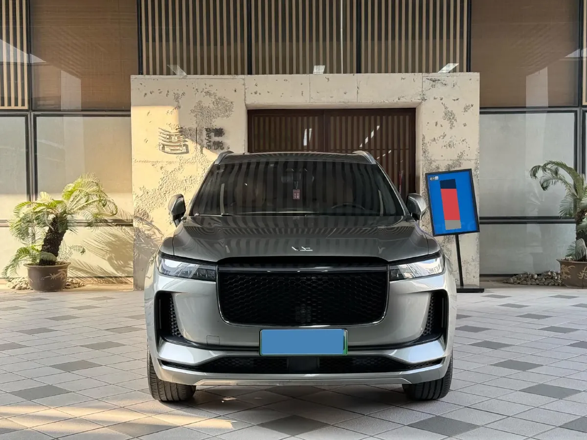 2020 Li ONE Range Extended 131HP REEV 40.5KWH,autocango,china used car exporter,china ev exporter,chinese used car exporter,chinese used ev exporter