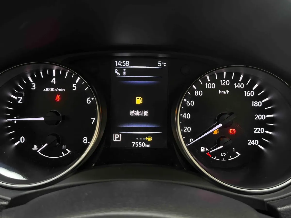 2022 Nissan Qashqai 2.0L 151HP L4 CVT,autocango,china used car exporter,china ev exporter,chinese used car exporter,chinese used ev exporter