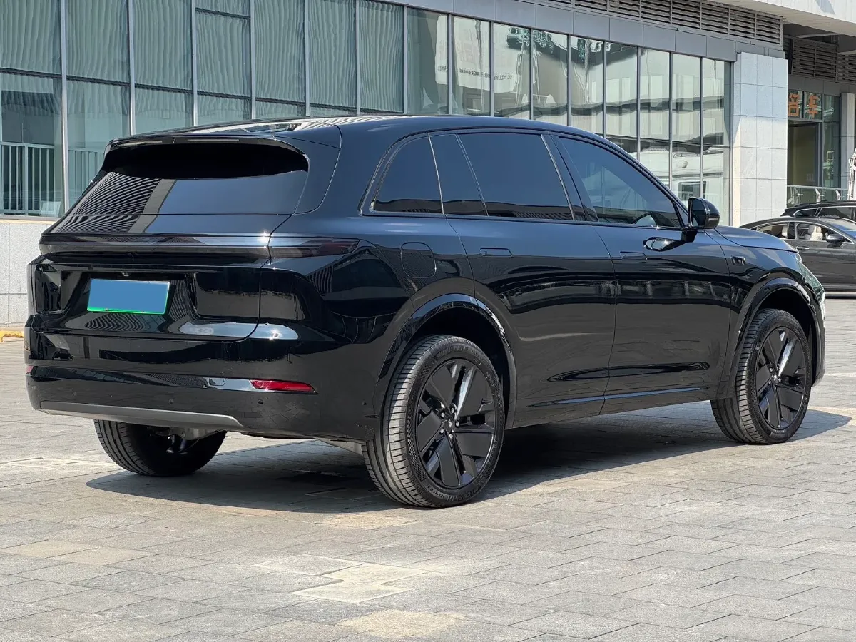 2025 Li L7 Range Extended 154HP REEV,autocango,china used car exporter,china ev exporter,chinese used car exporter,chinese used ev exporter