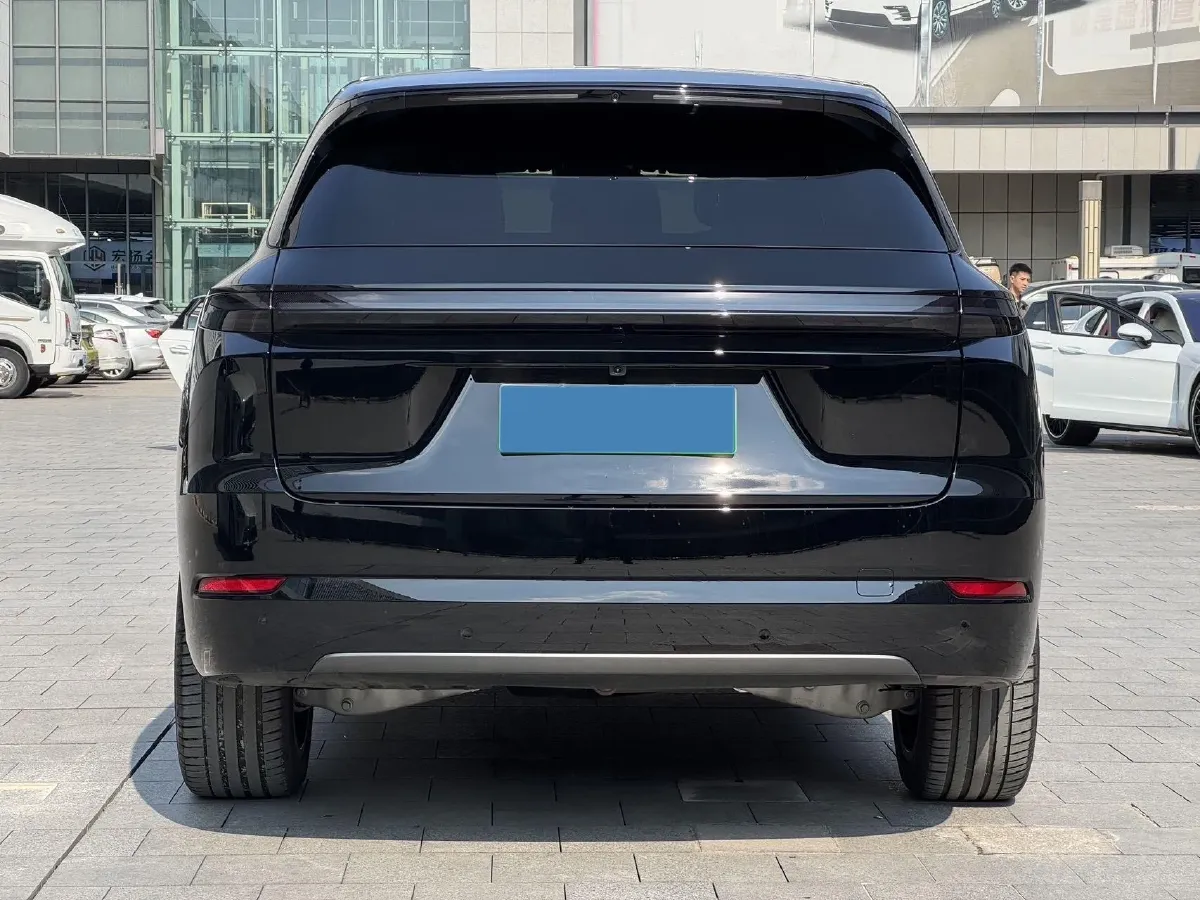 2025 Li L7 Range Extended 154HP REEV,autocango,china used car exporter,china ev exporter,chinese used car exporter,chinese used ev exporter