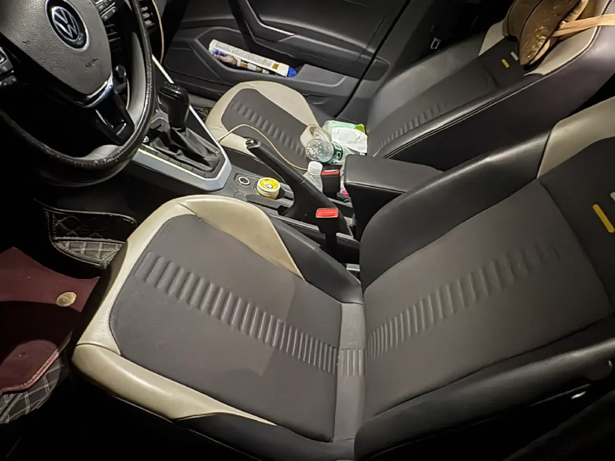 2021 Haval H6 1.5T 169HP L4 7DCT,autocango,china used car exporter,china ev exporter,chinese used car exporter,chinese used ev exporter