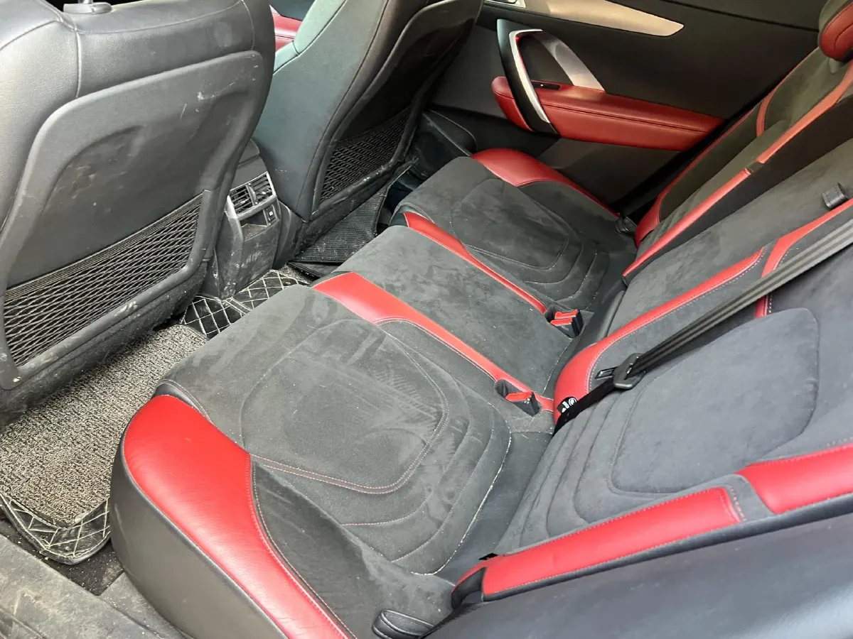 2018 DS 6 1.6T 167HP L4 6AT,autocango,china used car exporter,china ev exporter,chinese used car exporter,chinese used ev exporter