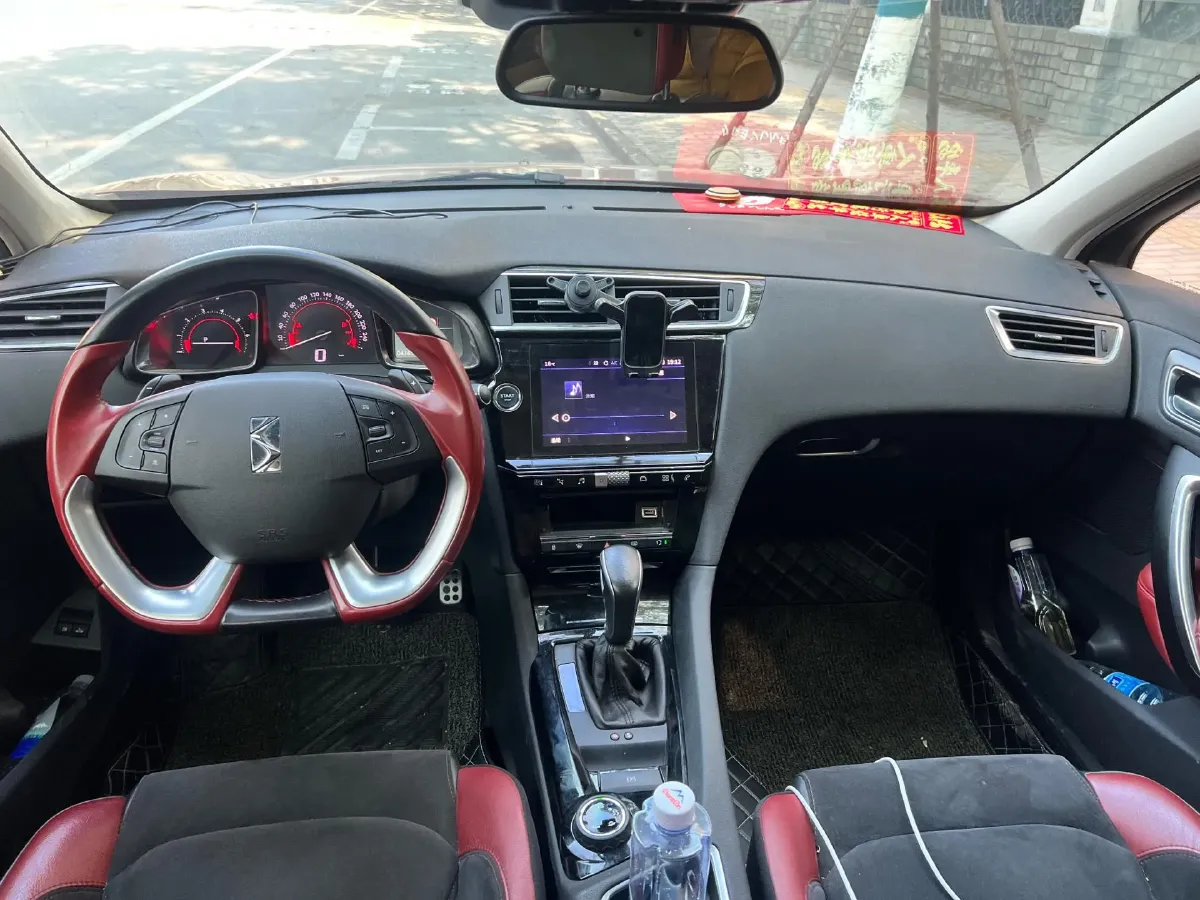 2018 DS 6 1.6T 167HP L4 6AT,autocango,china used car exporter,china ev exporter,chinese used car exporter,chinese used ev exporter