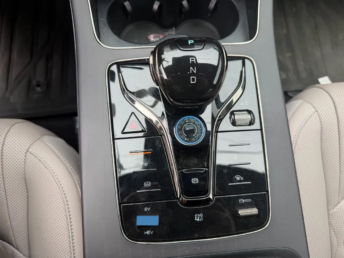 2025 BYD Han 1.5T 156HP L4 E-CVT PHEV,autocango,china used car exporter,china ev exporter,chinese used car exporter,chinese used ev exporter