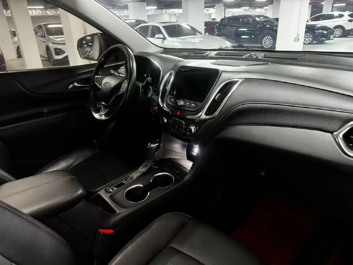 2019 Skoda Kodiak 2.0T 220HP L4 7DCT,autocango,china used car exporter,china ev exporter,chinese used car exporter,chinese used ev exporter