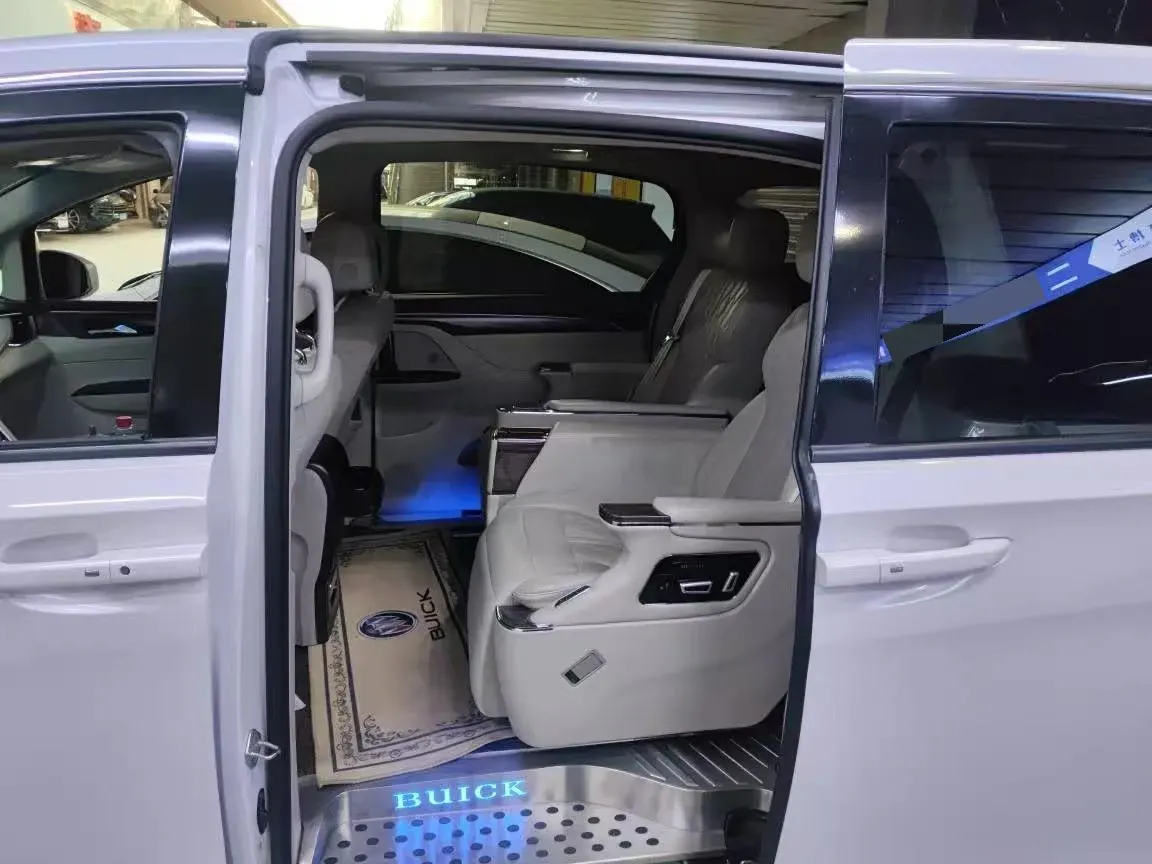 2020 Buick GL8 2.0T 237HP L4 9AT,autocango,china used car exporter,china ev exporter,chinese used car exporter,chinese used ev exporter