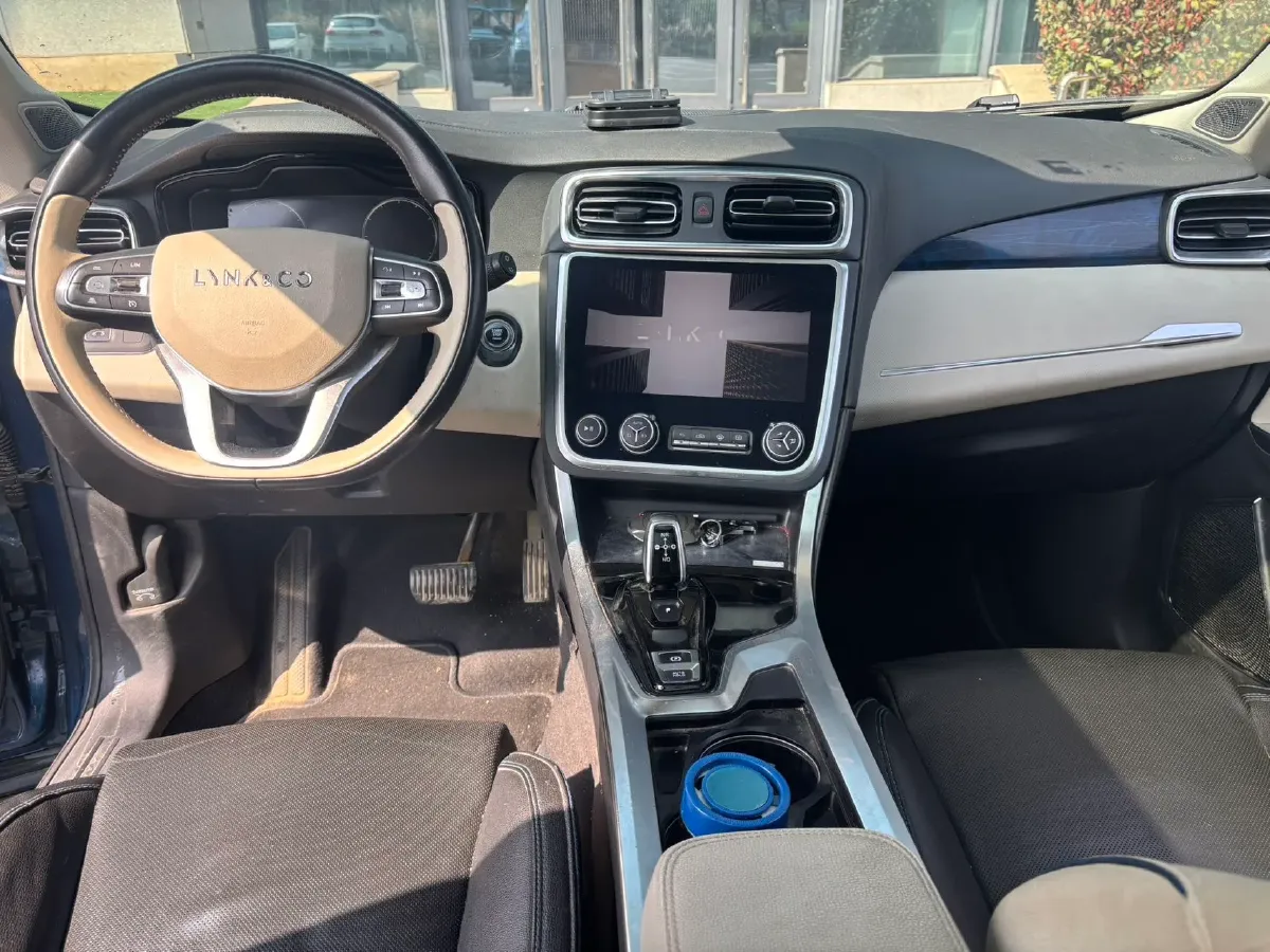 2019 LYNK&CO 01 2.0T 190HP L4 6AT,autocango,china used car exporter,china ev exporter,chinese used car exporter,chinese used ev exporter