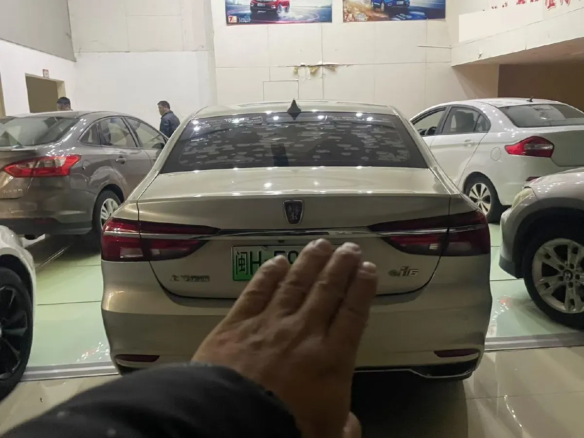 2017 Roewe i6 1.0T 125HP L3 2AT PHEV,autocango,china used car exporter,china ev exporter,chinese used car exporter,chinese used ev exporter